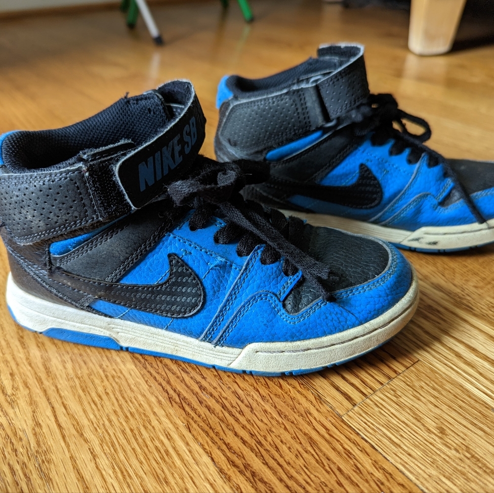 Nike high tops